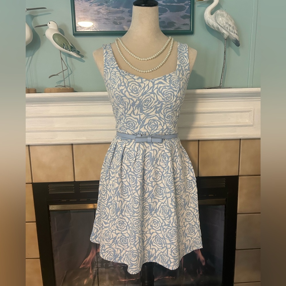 Candie’s baby blue & white floral pattern skater dress with Heart Cutout & Belt